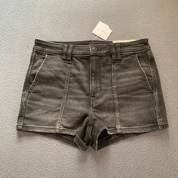American Eagle Outfitters Pants - NWT American Eagle Super High Rise Shortie Shorts Size 6 Black Stretch Denim 28W